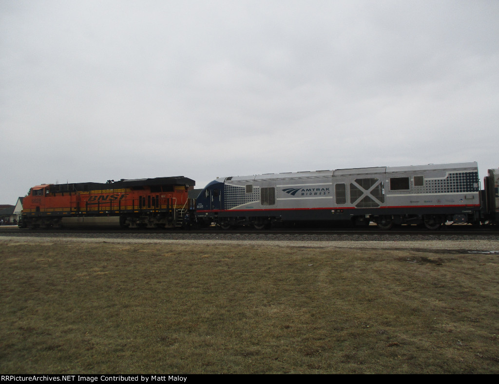 BNSF 6678